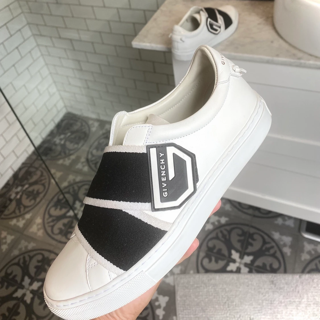 Givenchy sneakers  - 90