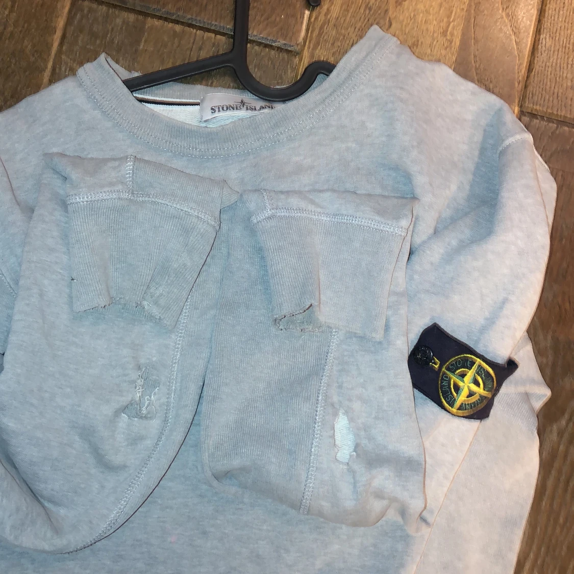 Grå stone island tröja - 91