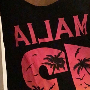 Något märke - Vill inte ha kvar gillar absolut inte och är inte min stil