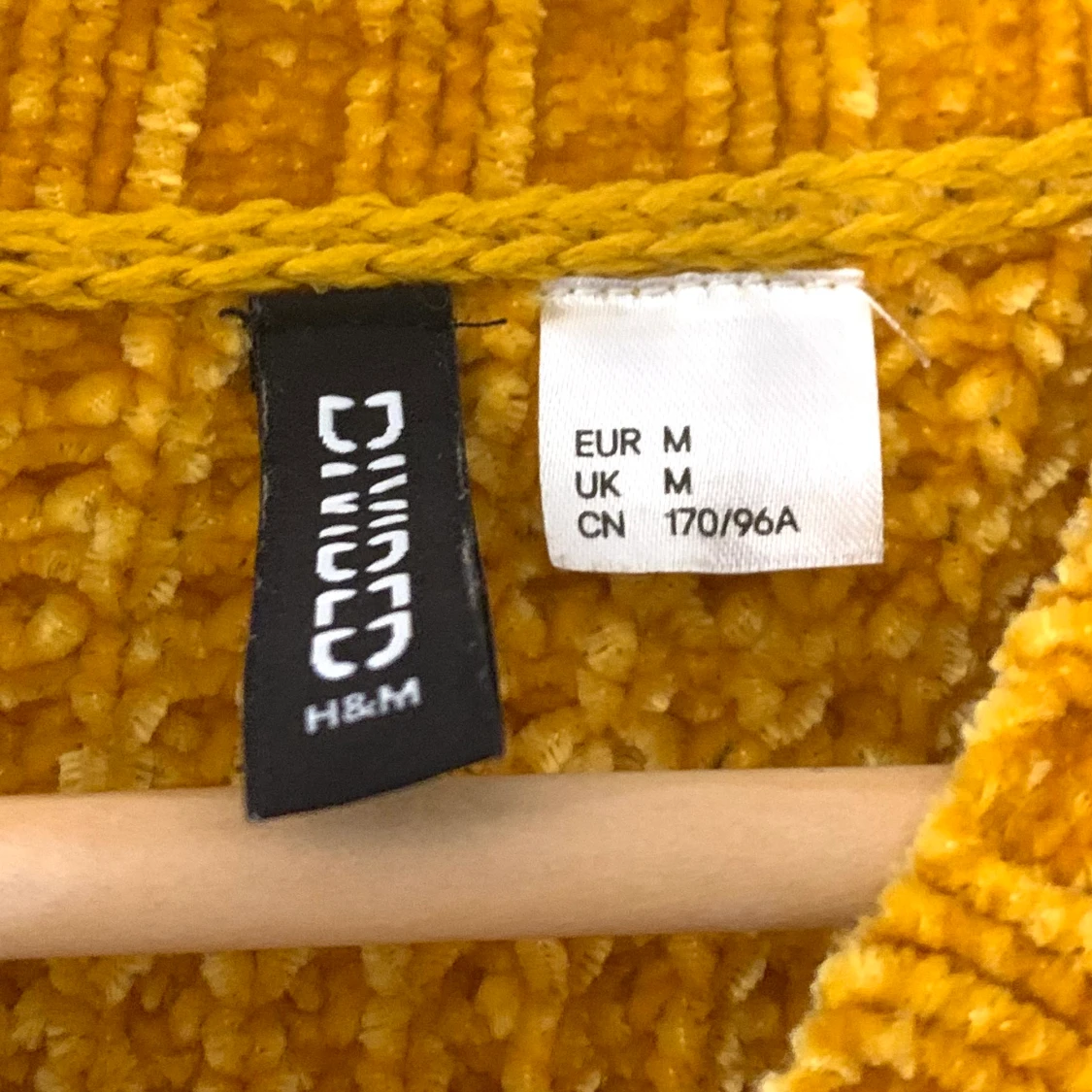 Stickad tröja  - 91