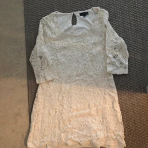 Blus  - 36/38 jätte fin blus 