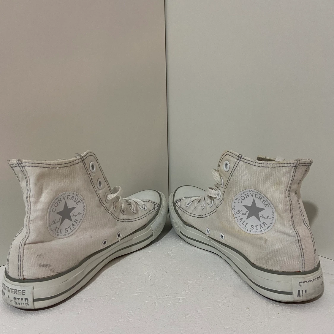 Vita Converse