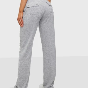 Juicy Couture  - Jättefina men aldrig använda pga inte min stil, strl S/M