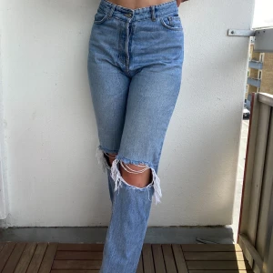 Jeans  - Jeans från Carlings. Säljs då dom ej kommer till användning. 