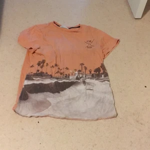 Tröja - Säljs för 20 kr +frakt 