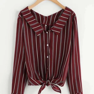 Randig blus - Knappt använd blus, superfin. Fraktar endast