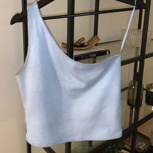 Sommartopp - En ljusblå sommartopp