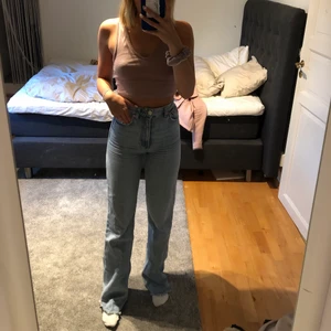 Jeans - Ett par vänligt snygga och sköna jeans. Perfect för långa personer!