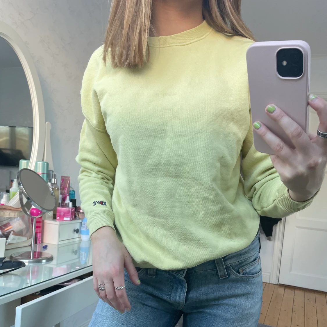 Sweatshirt från pull & bear - 90