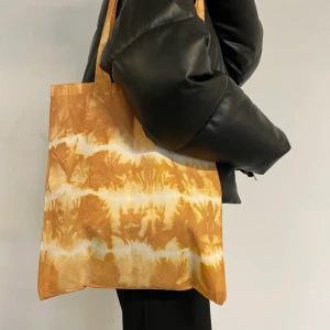 LOGAN CITY - Tygkasse - - Längd:38cm - Bredd: 35cm 