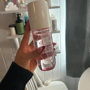 Sol de Janeiro Cheirosa 68 240 ml - Säljer då jag inte använder den. Köpte den för 479 kr. Helt ny typ, knappt använd.