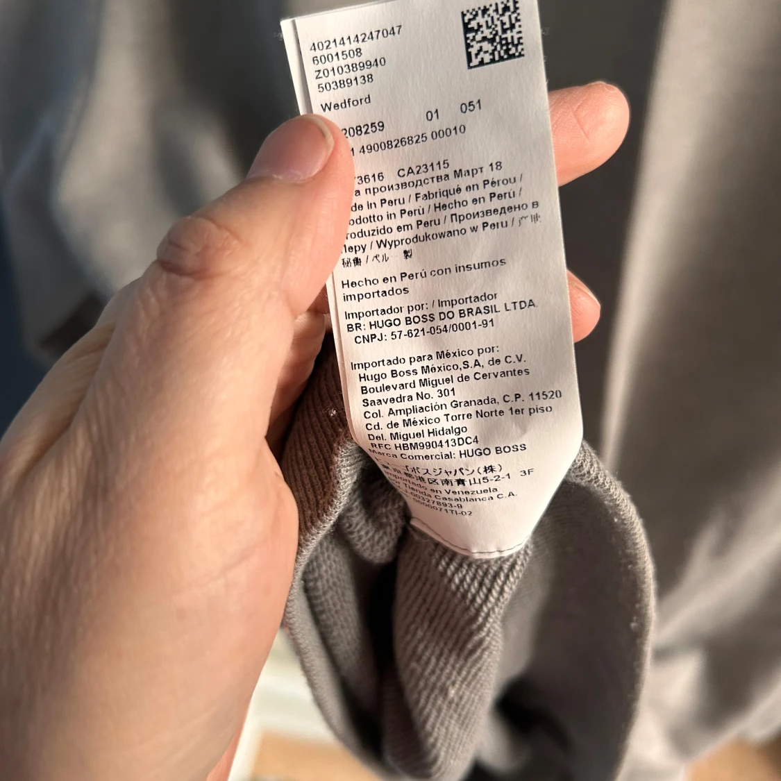 Svart tröja från Hugo Boss st L - 2