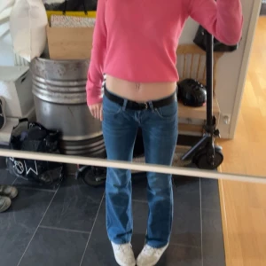 Blå jeans  - Säljer byxorna från Levis pga för små men jätte snygga o sköna 
