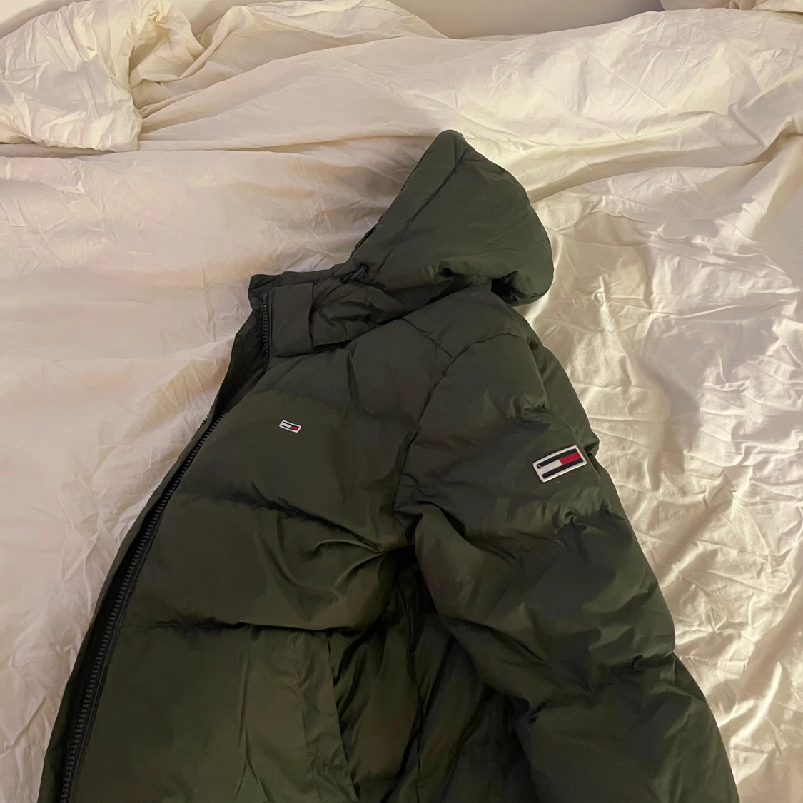 Pufferjacka från Tommy Hilfiger - 1