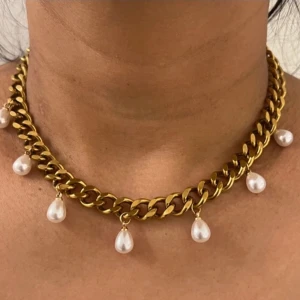 Justerbar halsband  - Justerbar 40-45cm guldpläterad på rostfritt stål 