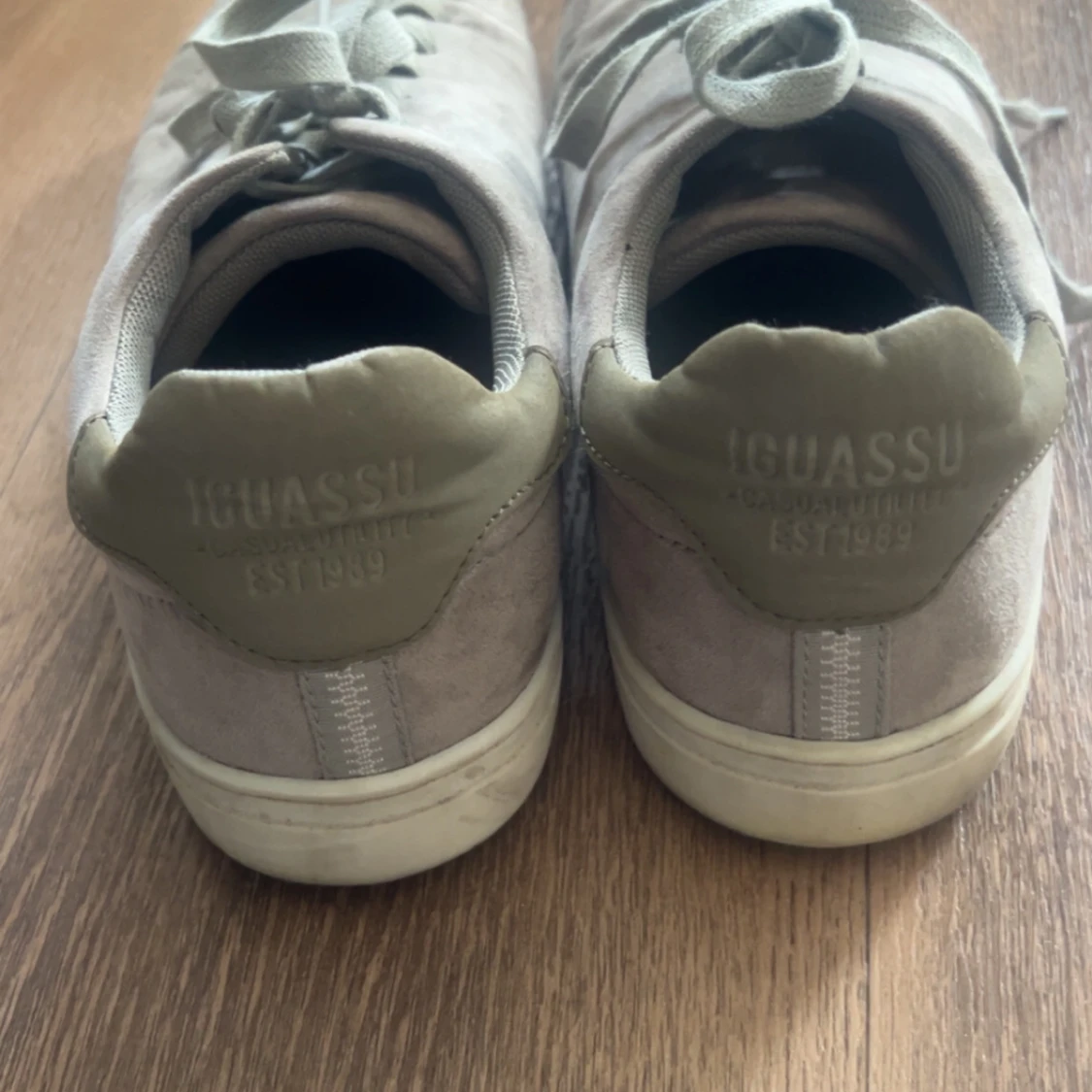 Grå sneakers från Iguassu - 1