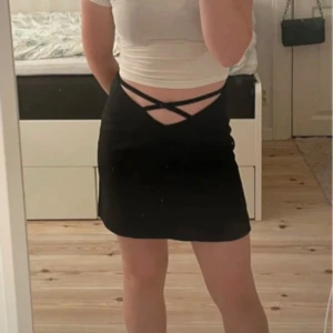 Söt minikjol - Kort kjol från Gina Tricot🫶🏻