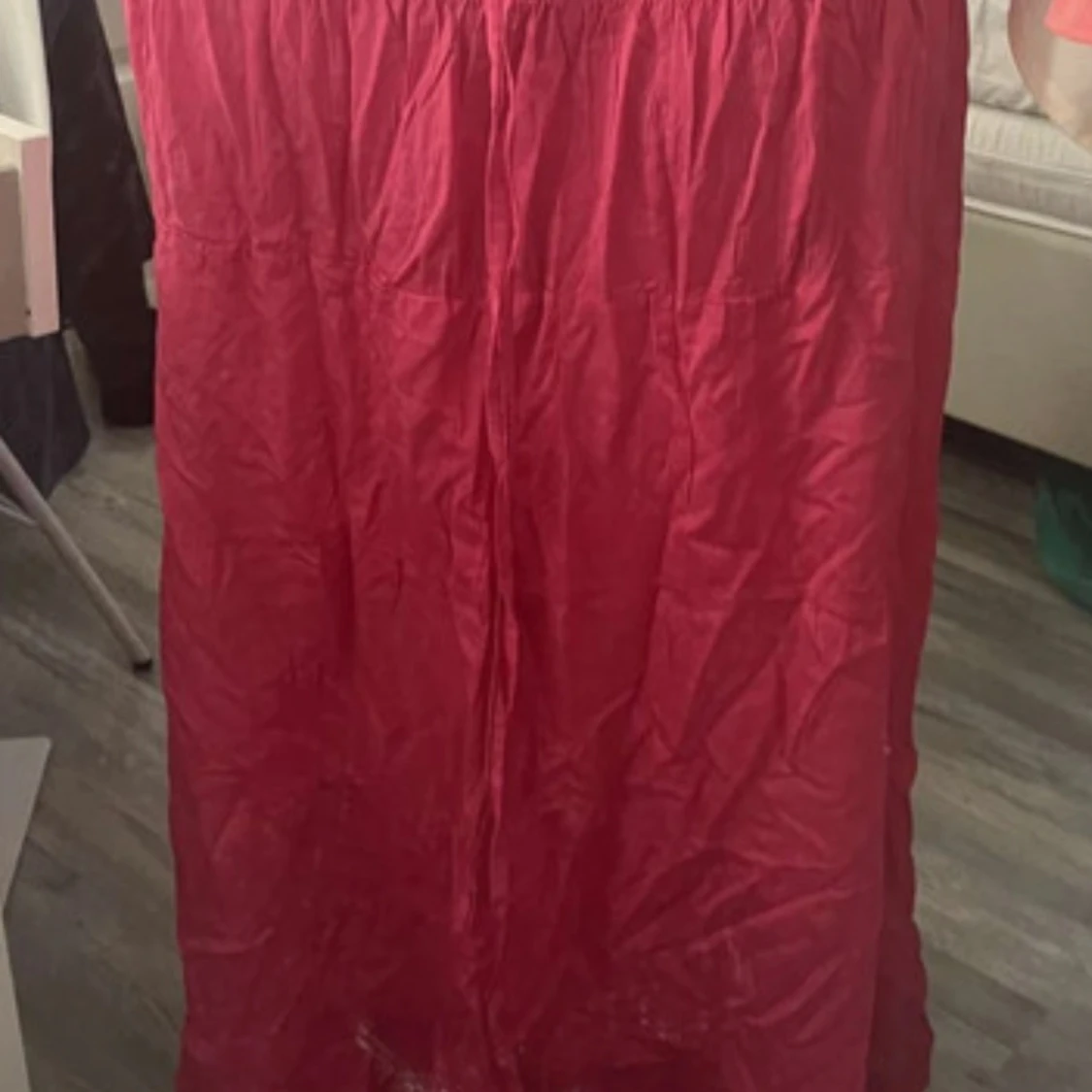 Rosa långkjol med resår och knyt - 1