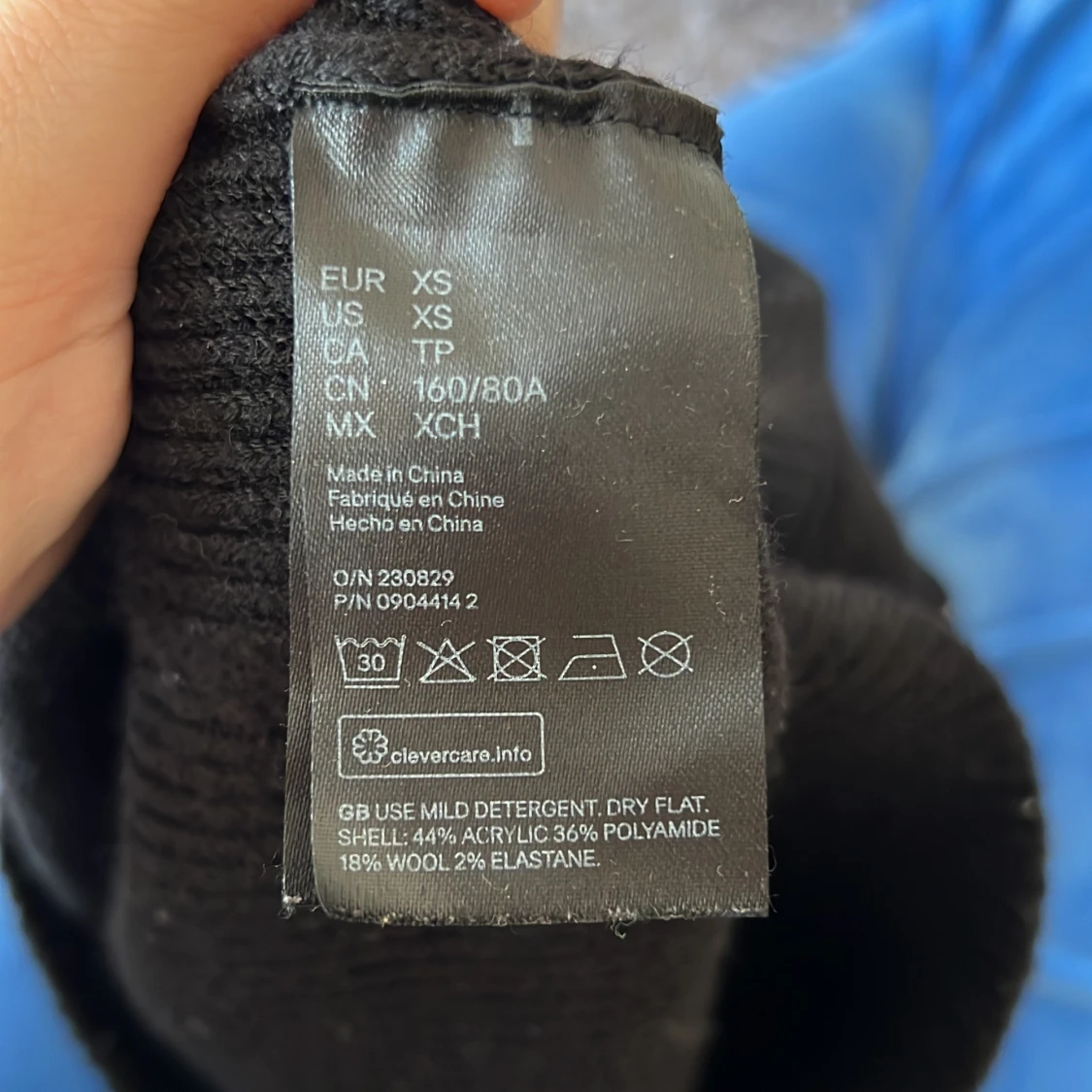 Svart ribbad stickad tröja H&M  - 3