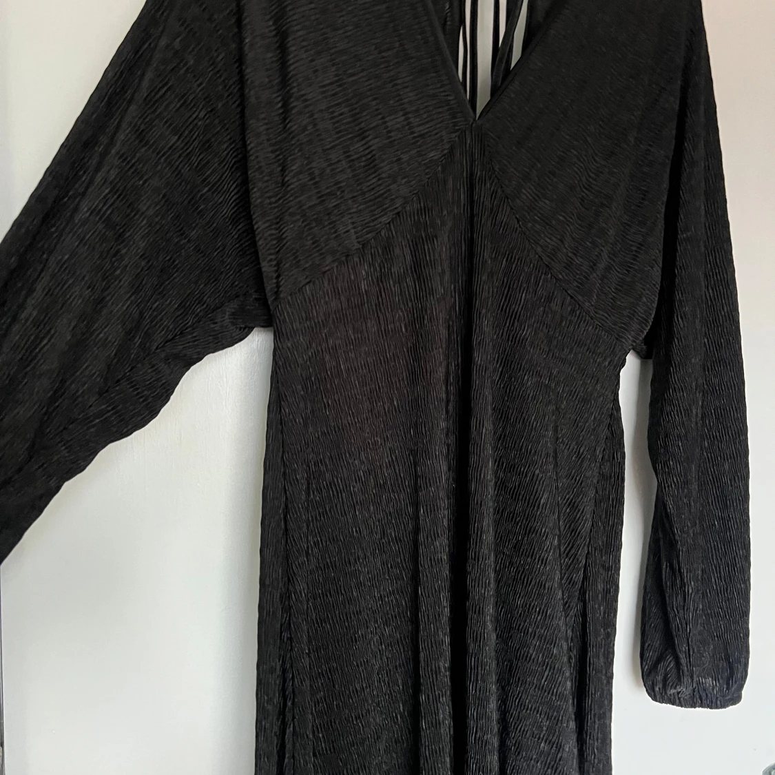 Svart klänning med v-ringning