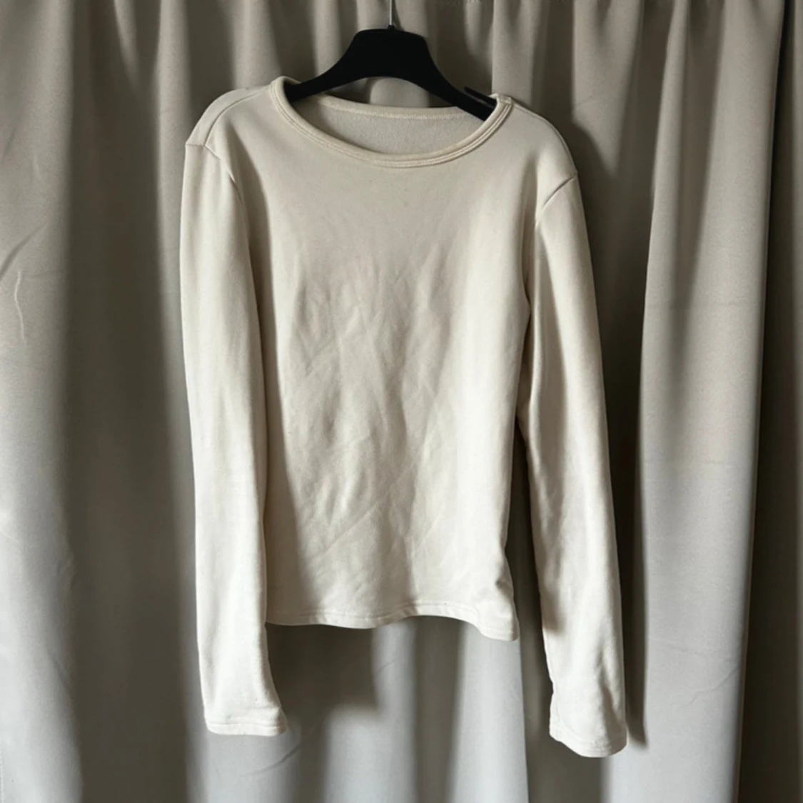 2-pack långärmade tröjor i svart och vit - 2