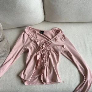tröja - tröja ifrån ginatricot i storlek xs💗💗endast testad.