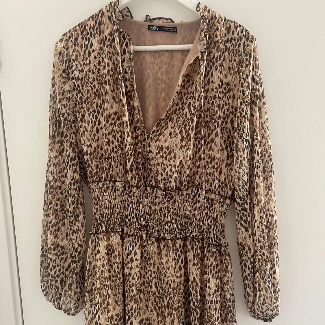 Leopardmönstrad klänning från Zara - 1