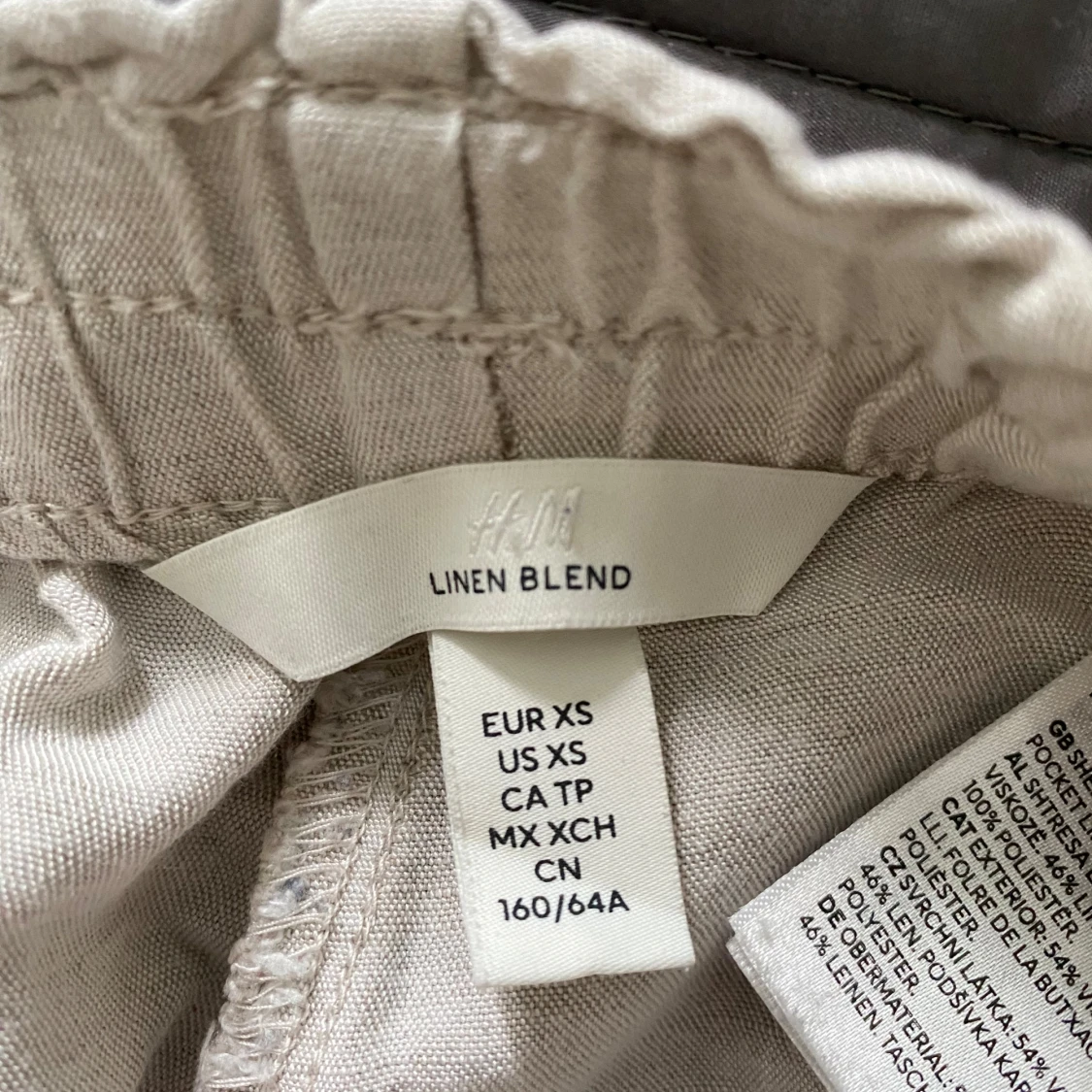 Beige linnebyxor från H&M - 2