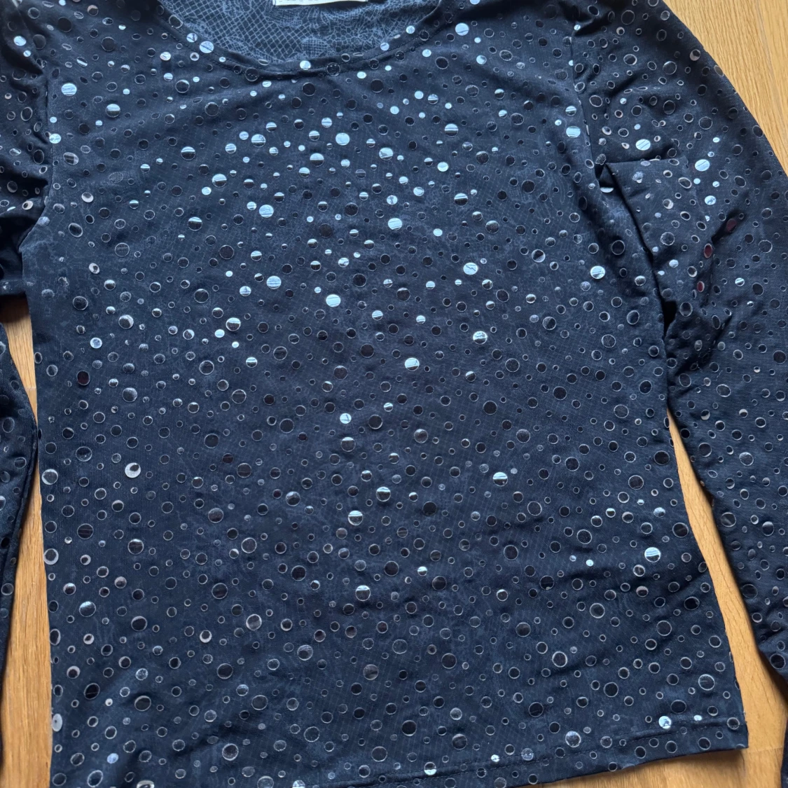 Vintage y2k Svart paljettopp från ICHI - 2