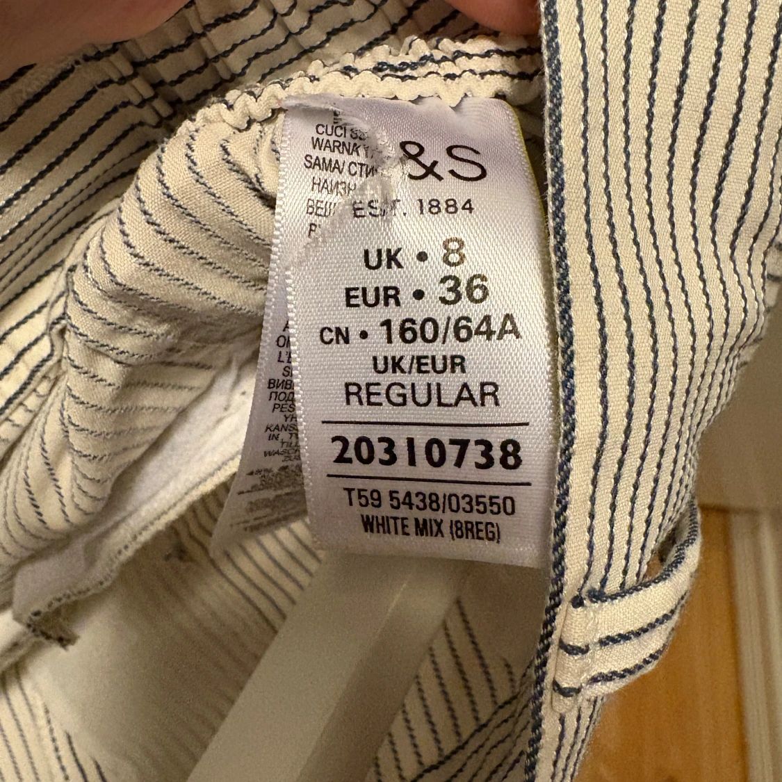 Randiga kostymbyxor från M&S - 3