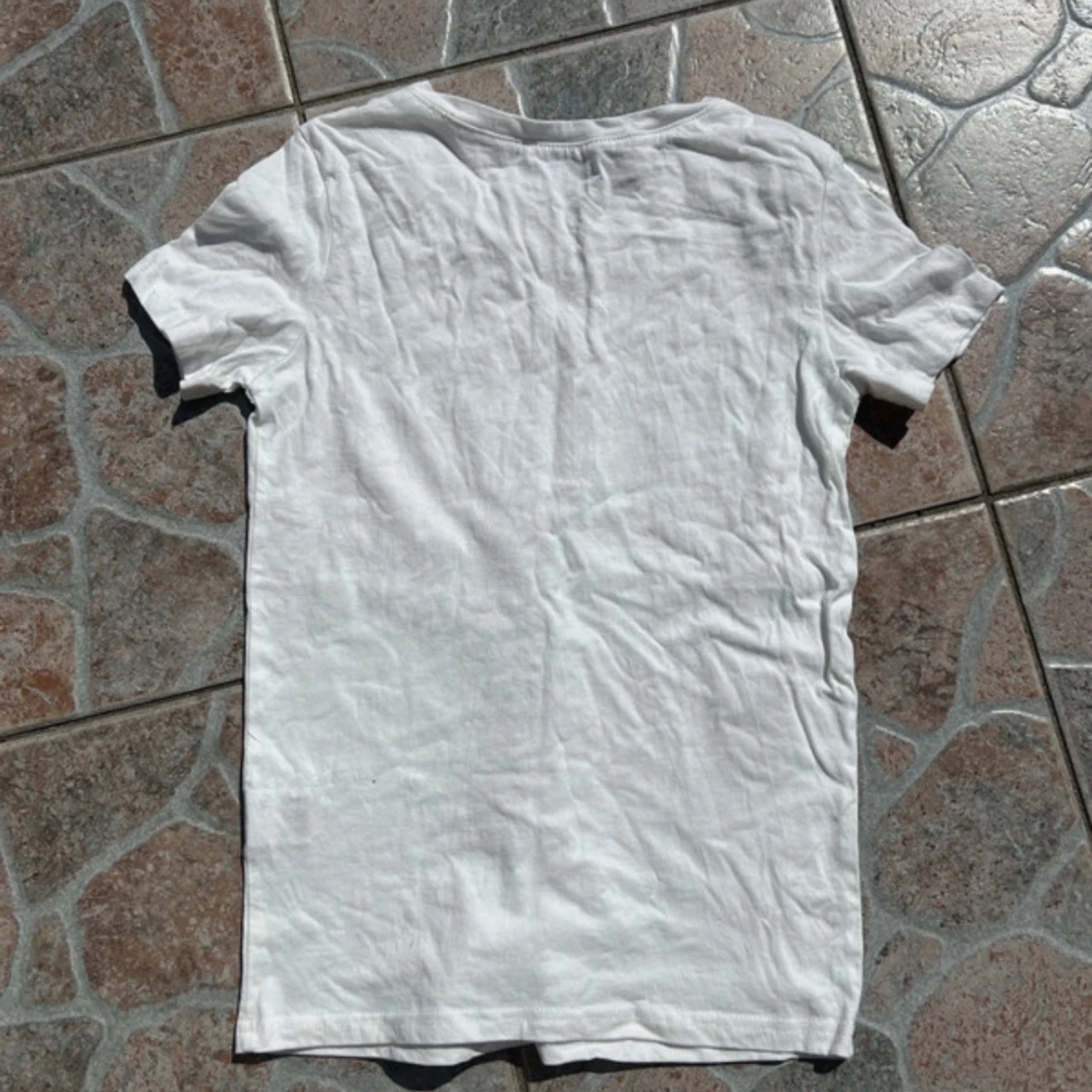 Vit t-shirt från SHEIN i bomull - 1