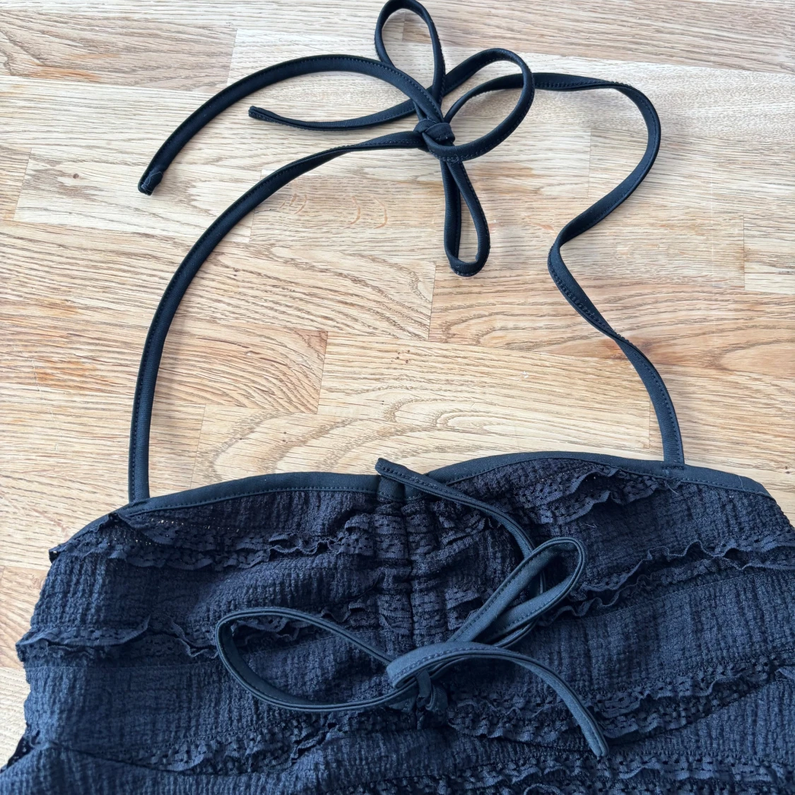 Svart volang tubtopp från SHEIN