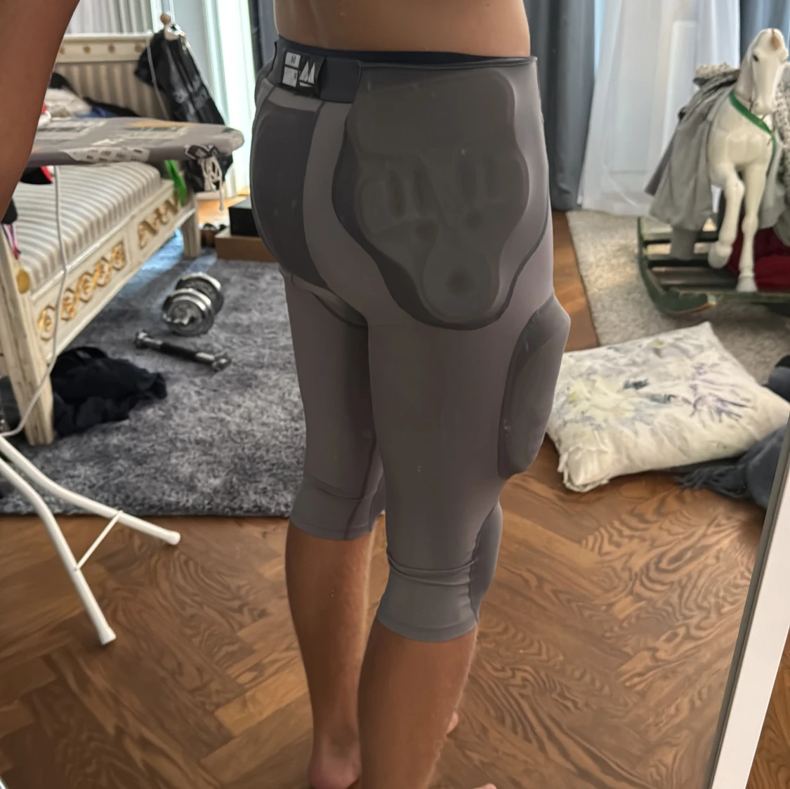 Grå skyddspaddade täningsbyxor - 1