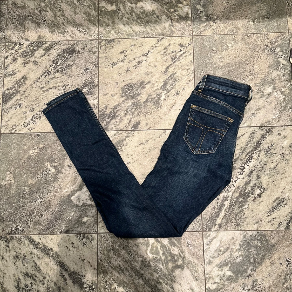 Tiger of Sweden mörkblå jeans slight - 1