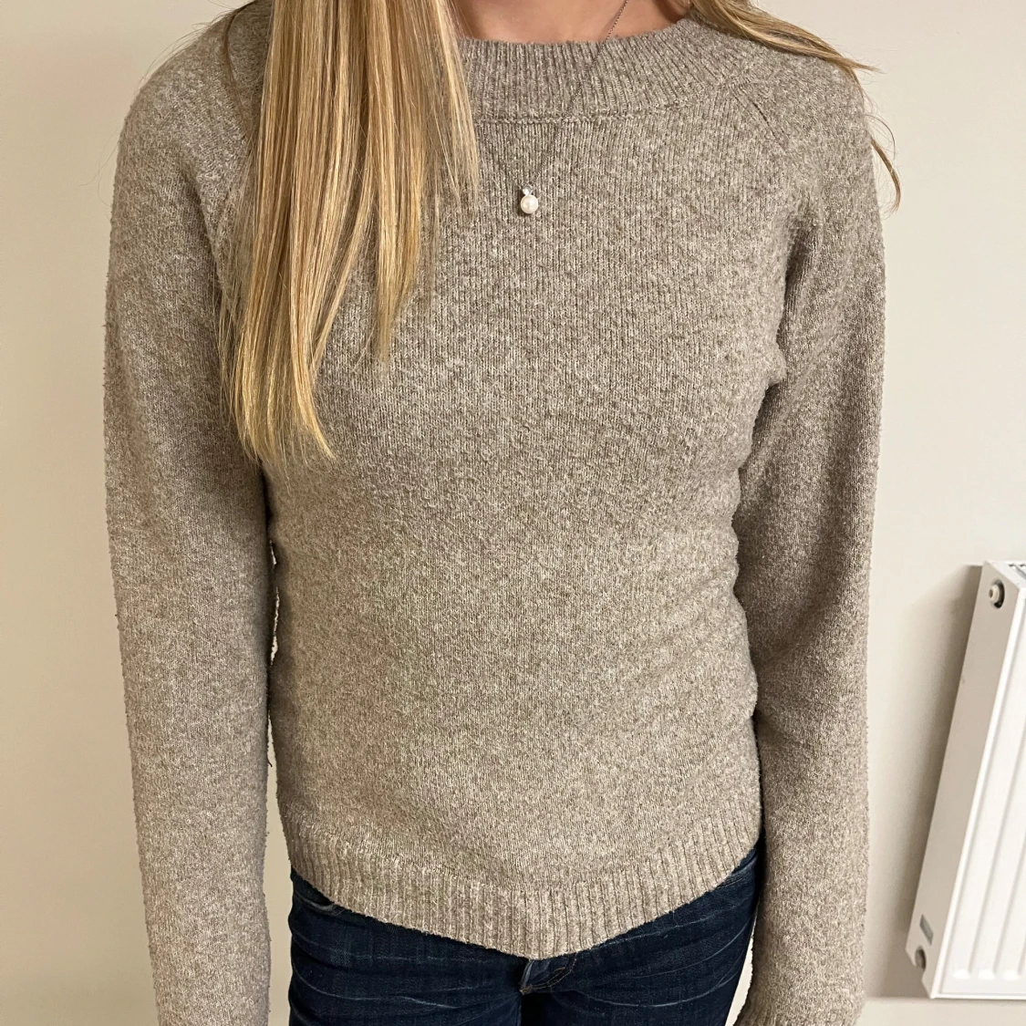 Beige stickad tröja från Vero Moda