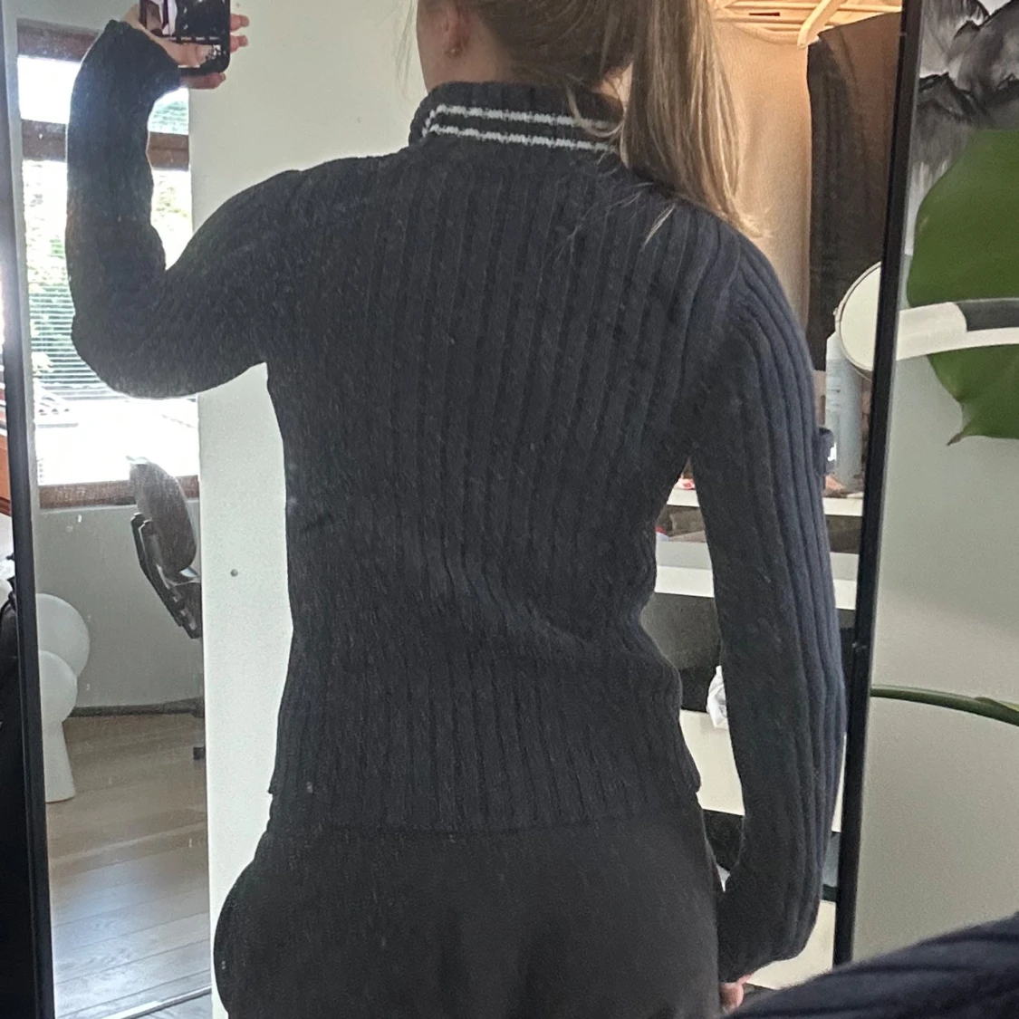Dark blue zip sweater - 1