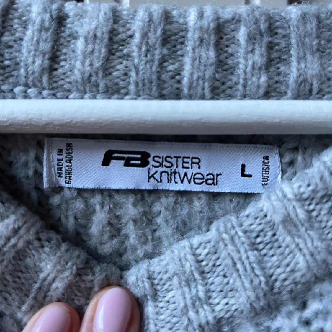 Grå stickad tröja från FB Sister - 1