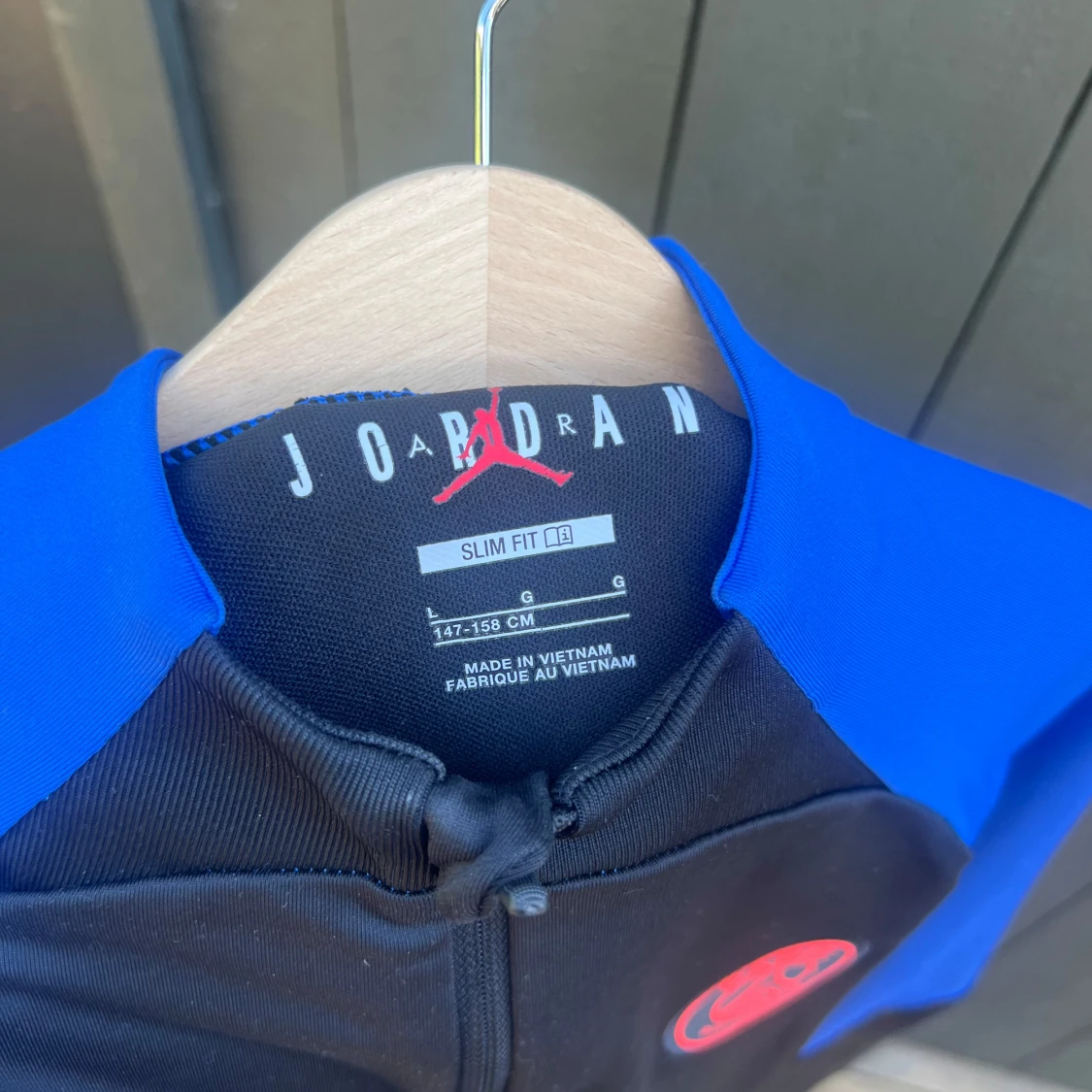 Svart och blå Jordan x PSG träningströja - 2