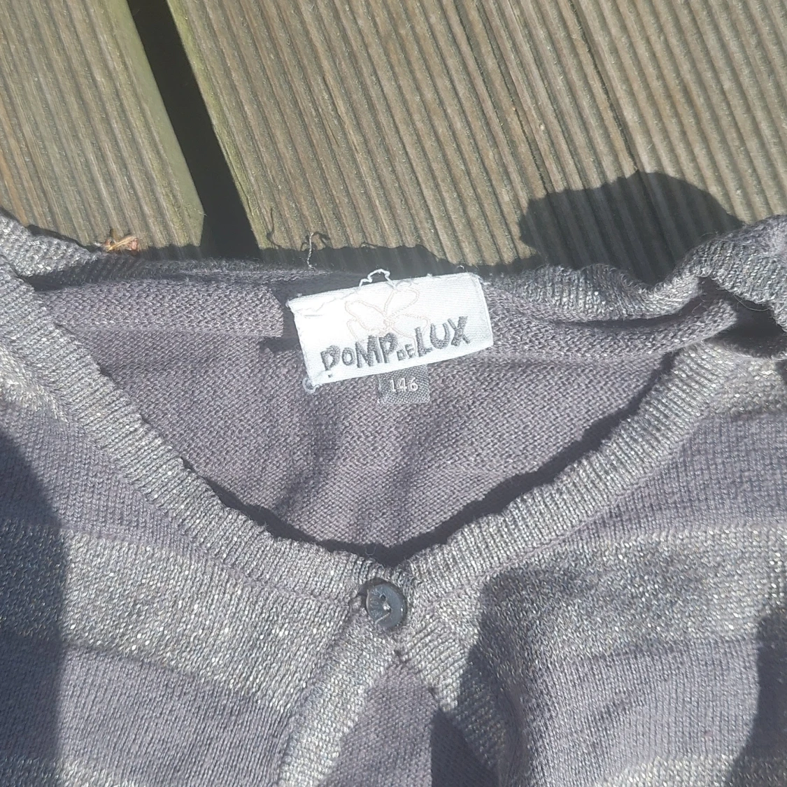 Grå och silverrandig kofta från Domipelux - 1