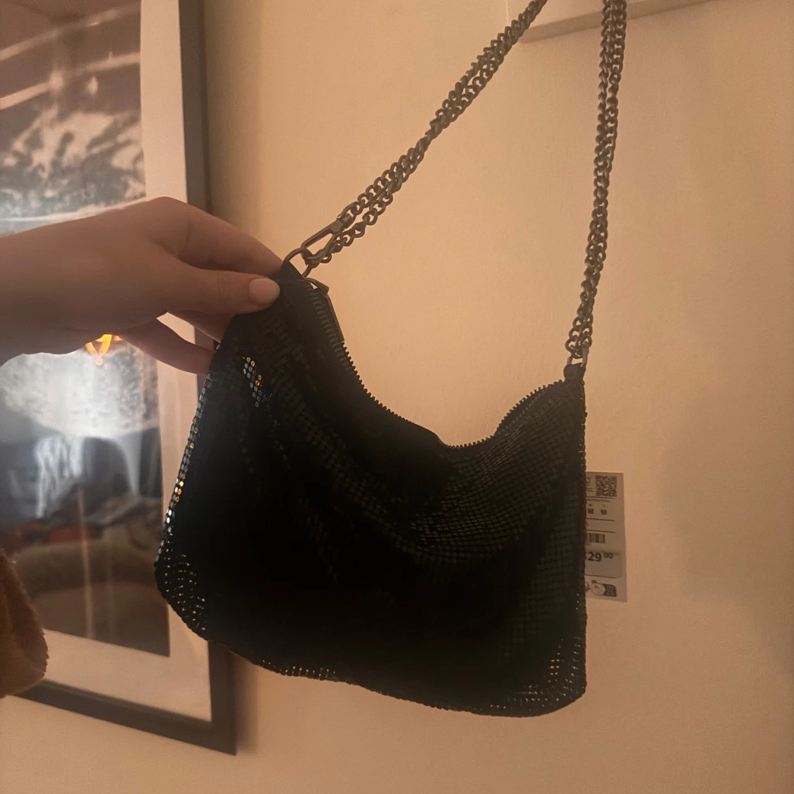 Svart glittrig axelväska från Pull&Bear - 1