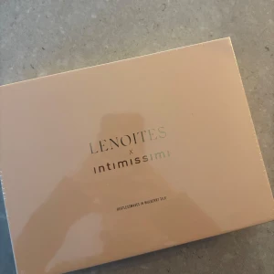 Lenoites x Intimissimi håraccessoar i mullbärssilke - Heatless curls kit från lenoites. Aldrig använd 