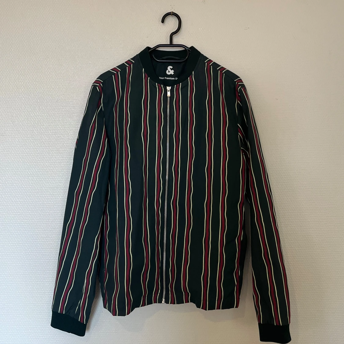 Randig jacka från Jack & Jones - 1