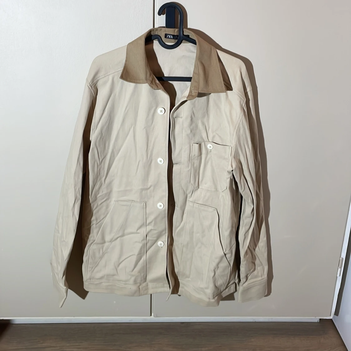 Beige overshirt från ZARA
