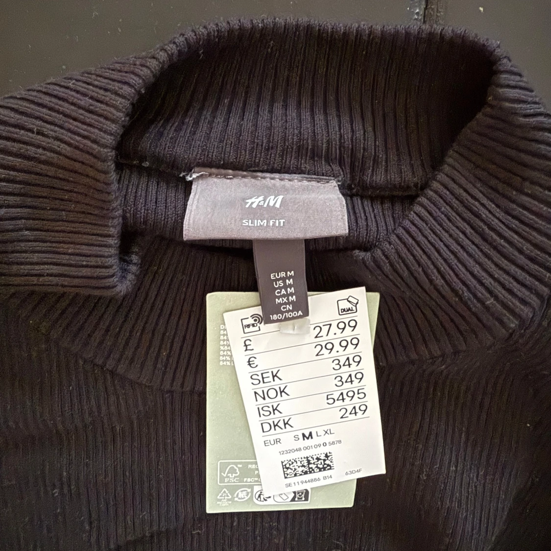 Svart ribbad tröja från H&M - 2