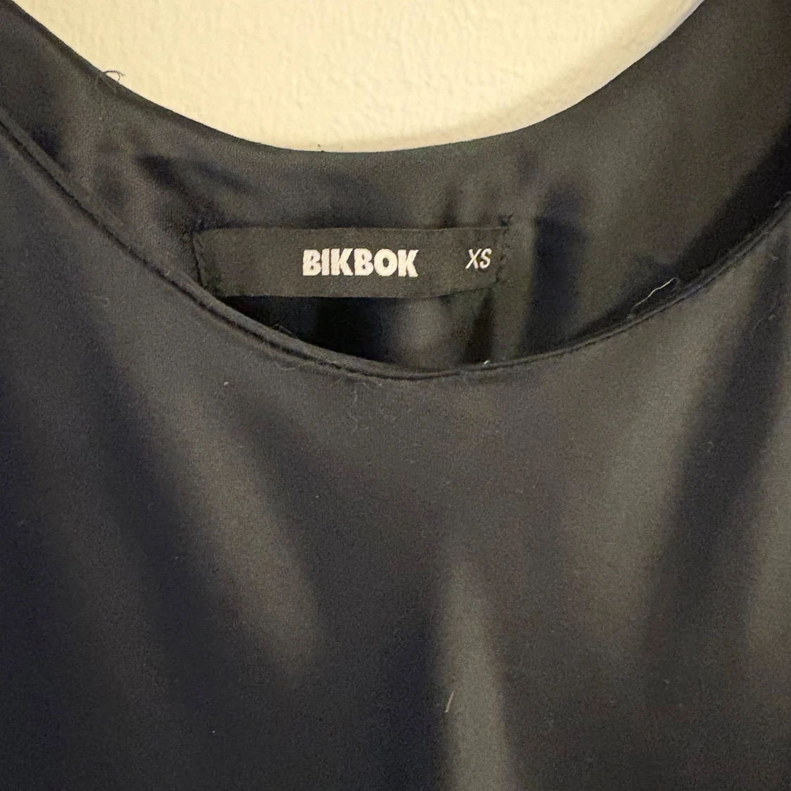 Svart långklänning från BikBok - 2