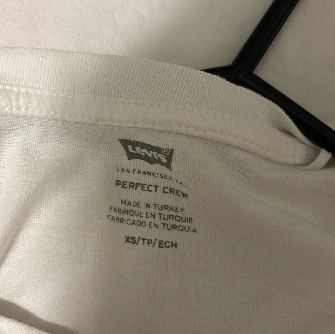 Vit t-shirt från Levi's - 2