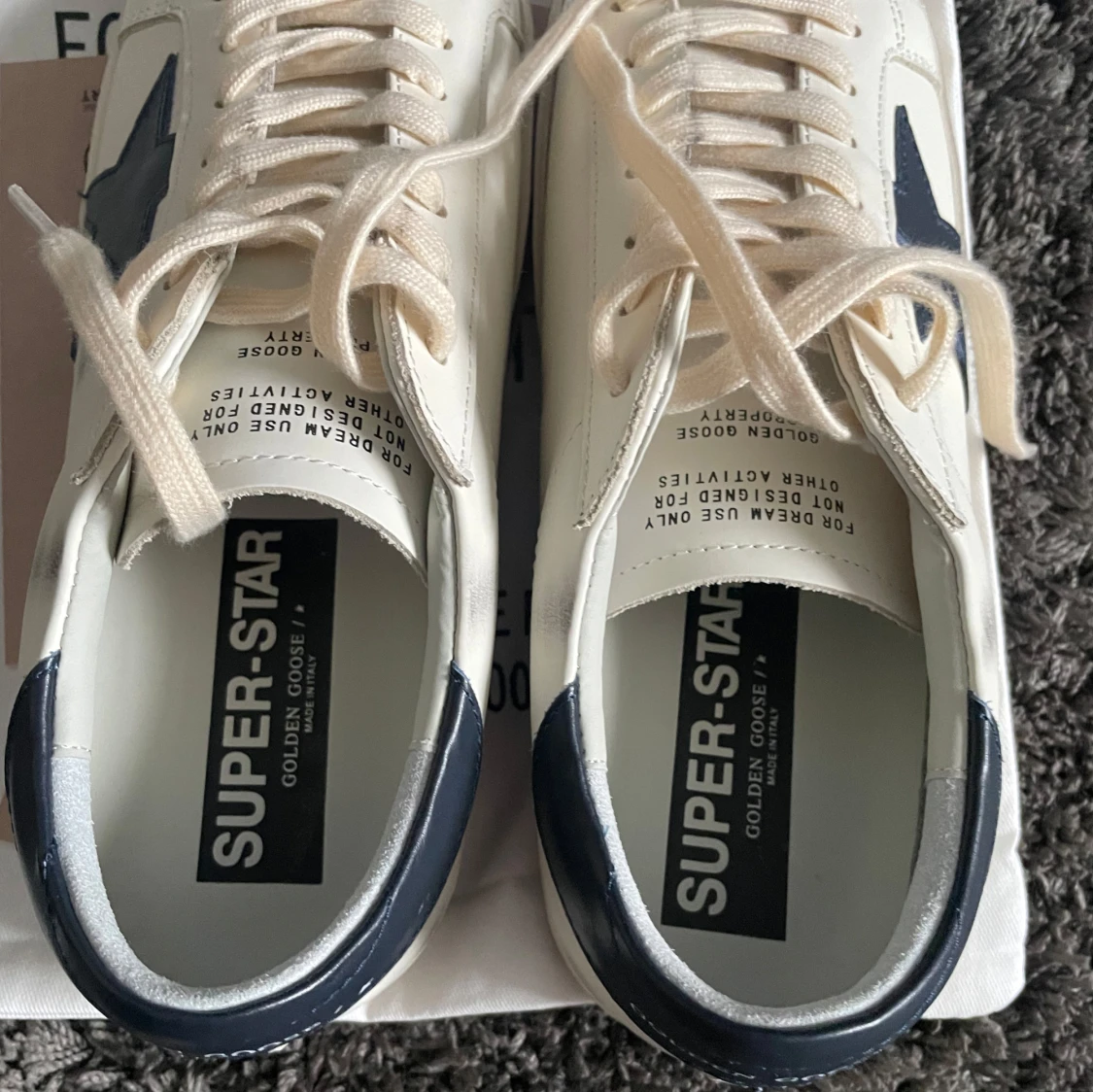 Golden Goose Super-Star sneakers med blå stjärna - 3