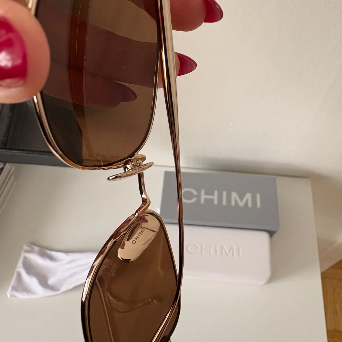 Chimi LYNX brun/guld solglasögon - 2