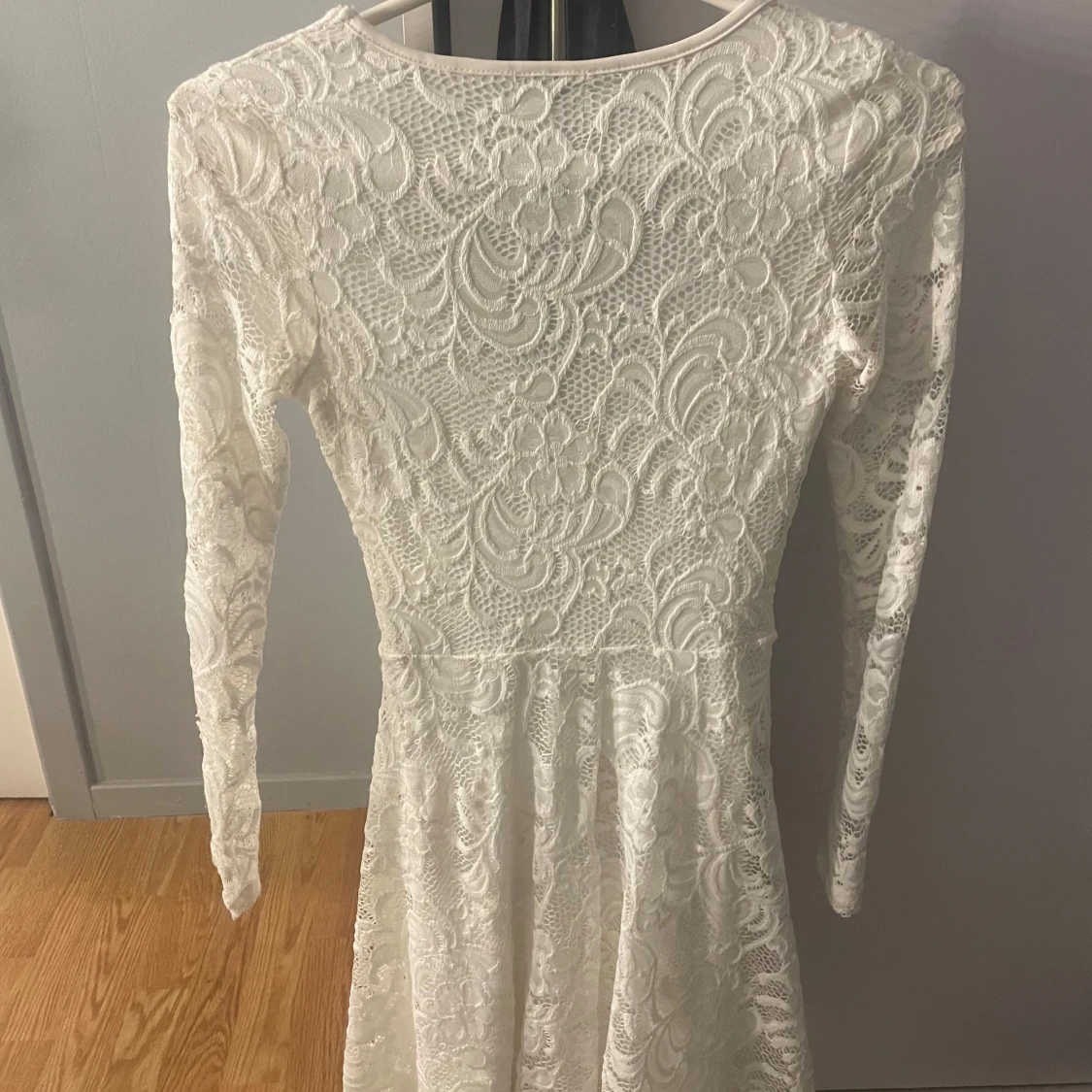 Vit spetsklänning från Bubbleroom - 3