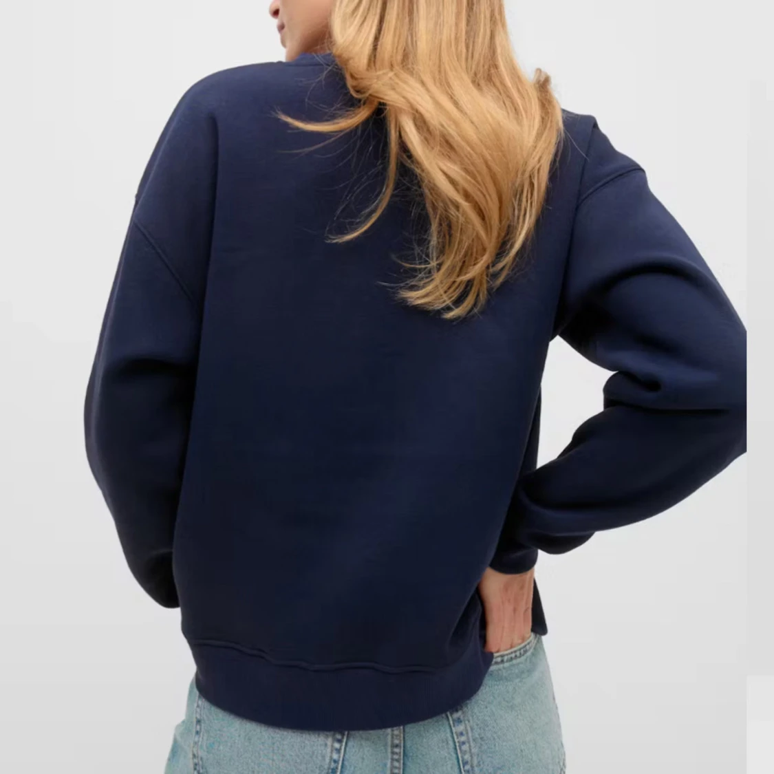 Marinblå sweatshirt  - 2